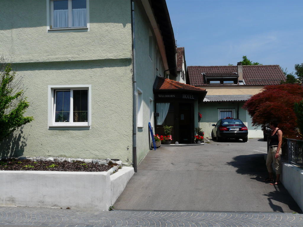Hotel-Restaurant Waldhorn ไวน์การ์เทิน ภายนอก รูปภาพ